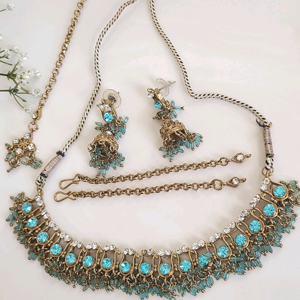 Necklace Set - Picture 7 of 13